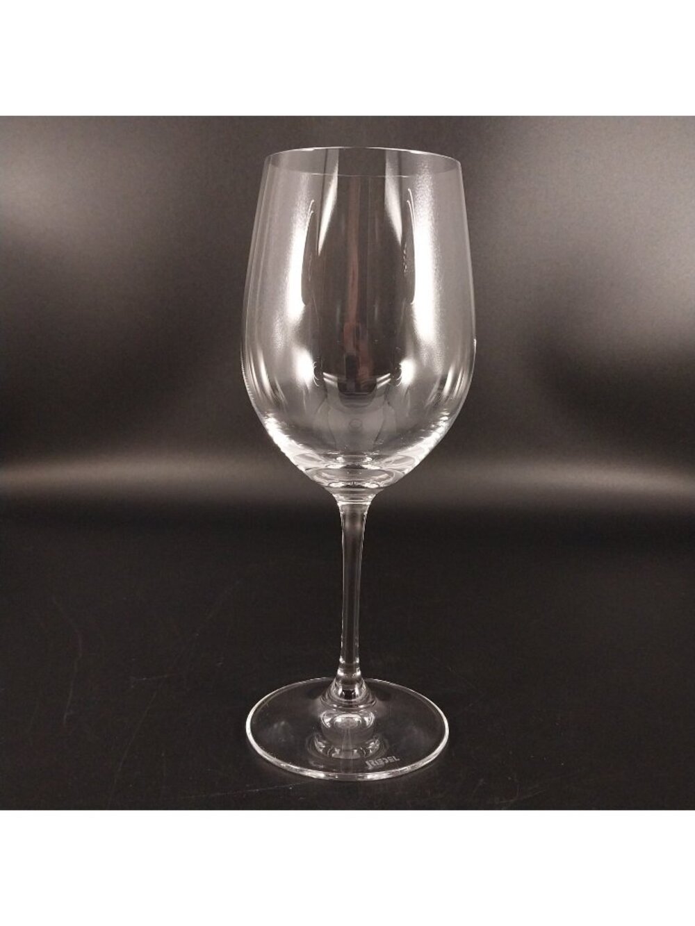 Riedel Crystal Vinum Burgundy White Wine Glass 7-7/8" Tall Plain Bowl